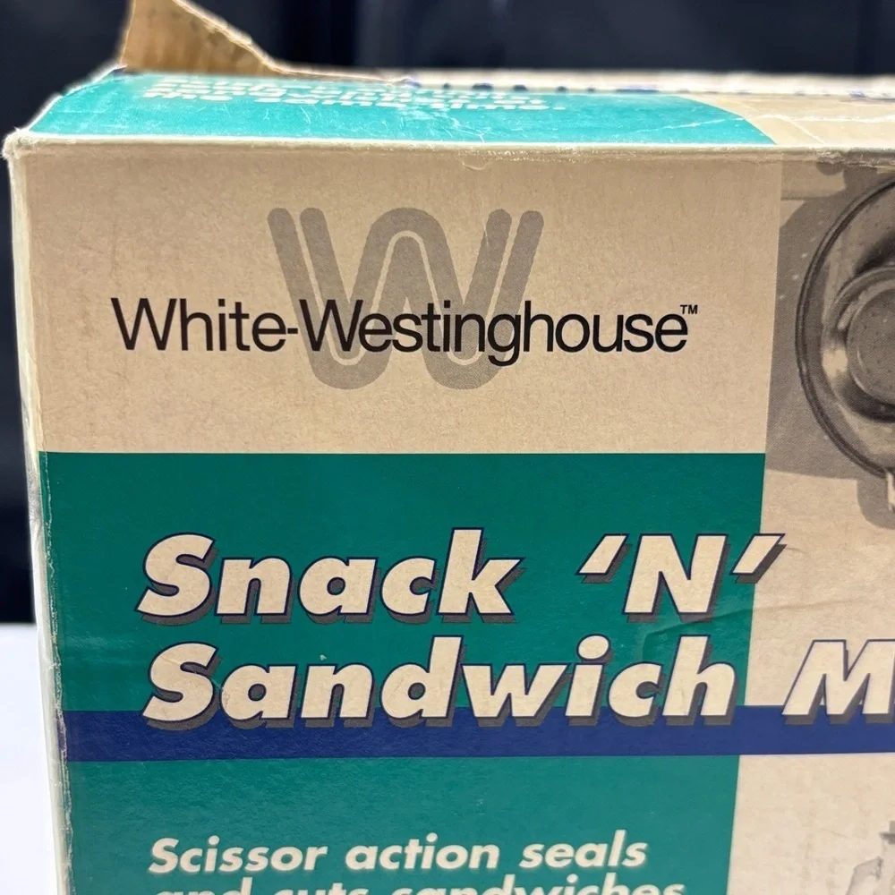 Westinghouse Snack N Sandwich Maker Non Stick Coated Seals Cuts new